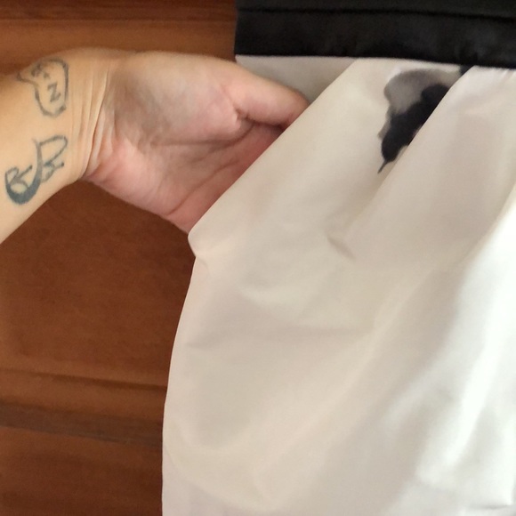 Gorgeous le chateau dress - Picture 8 of 12